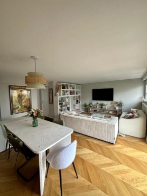 Bel appartement 8 personnes 2km de La Défense
